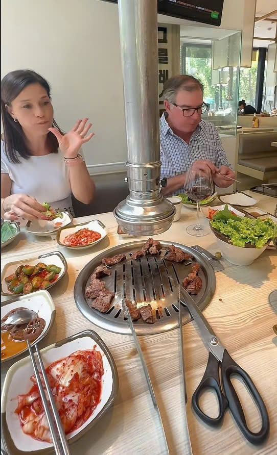 BBQ Hàn Quốc Có Thực Sự Hợp Với Rượu Vang Như Steak Âu Mỹ?